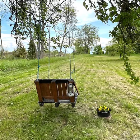 Luxusní stan Muhu Leeni Glamping