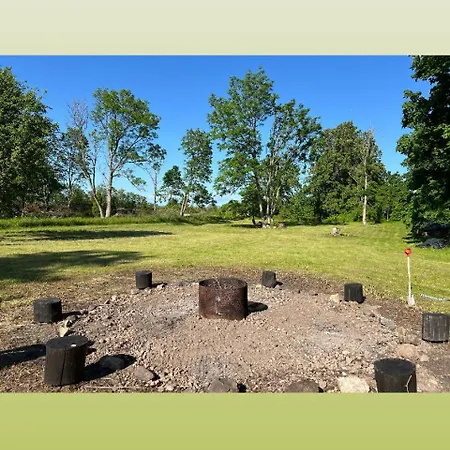 Muhu Leeni Glamping Luxusní stan *