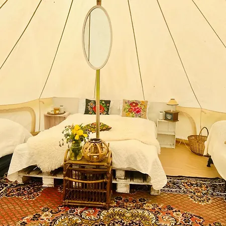 Glamping Muhu Leeni Glamping