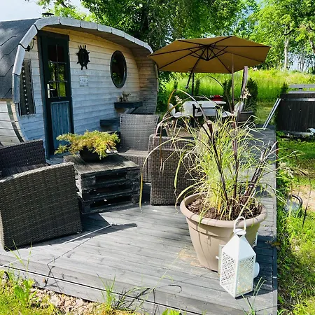 Muhu Leeni Glamping *