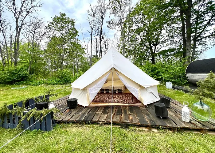 Muhu Leeni Glamping *